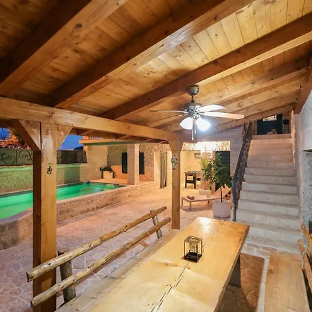 Βίλα Villa Vita *