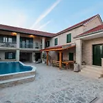 Villa Vita Vila *
