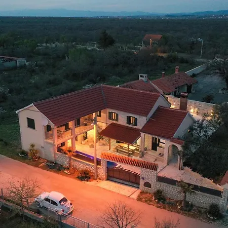 Villa Vita Vila Benkovac