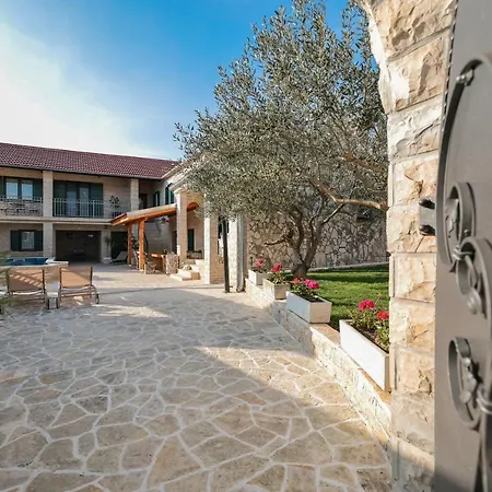 Vila Villa Vita *